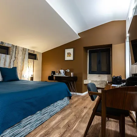 Zen & Art - De Charme ホームステイ サンタ・マリア・ダ・フェイラ