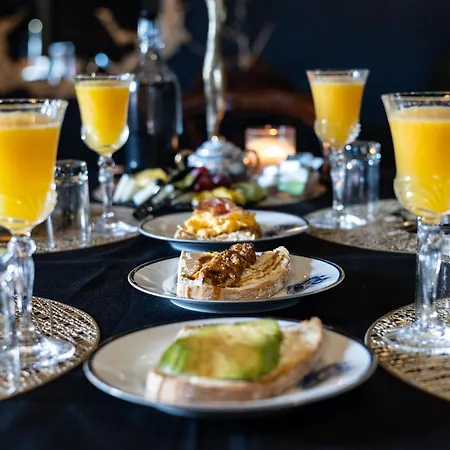 Zen & Art - De Charme Santa Maria da Feira